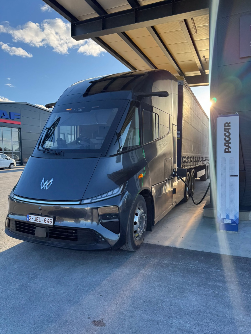 Windrose E700 charging at LIR Teknik’s facility in Brunflo, Sweden