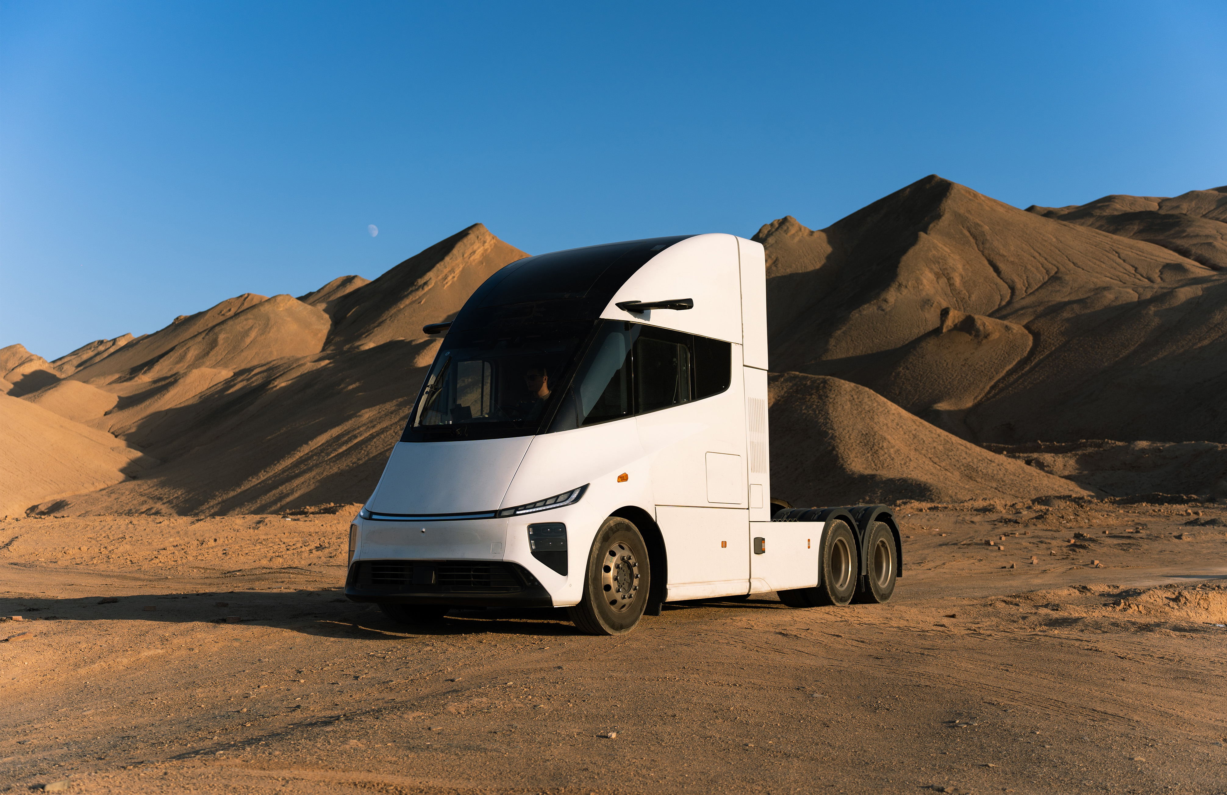 Windrose truck in scenic environment